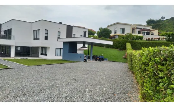 Venta Casa Campestre La Manuela 1.500 Mts | Piscina Campest Manizales