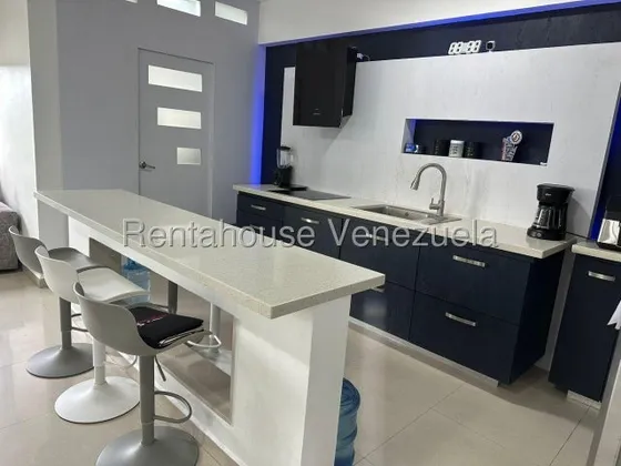 Maikelly Zabala Vende Apartamento En Zona Este De Barquisimeto, Con Financiamiento Mls 25-23083 Mz