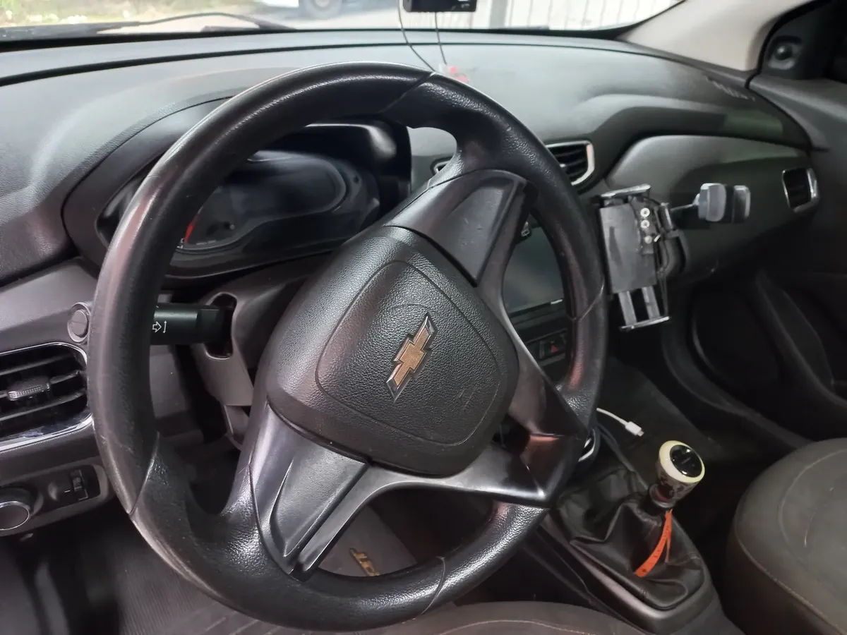 Chevrolet Onix 2013 1.0 Lt 5p — foto 5