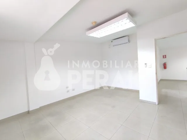 La Trinidad Casa Comercial En Alquiler