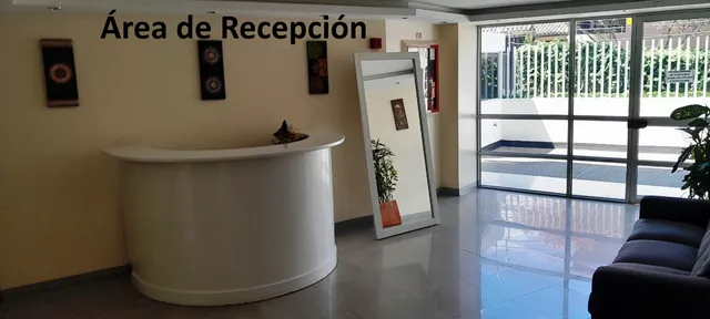 Comparto Departamento Completamente Amoblado Norte De Quito