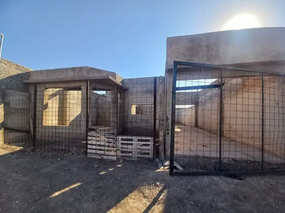 Remax  Vende Terreno Con Propiedad En Obra Gruesa