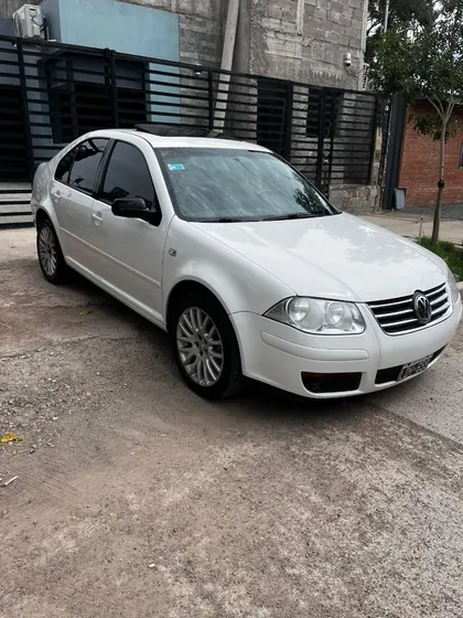 Volkswagen Bora 1.8 Highline T 180cv