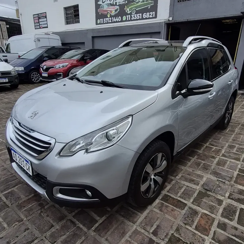Peugeot 2008 1.6 Feline