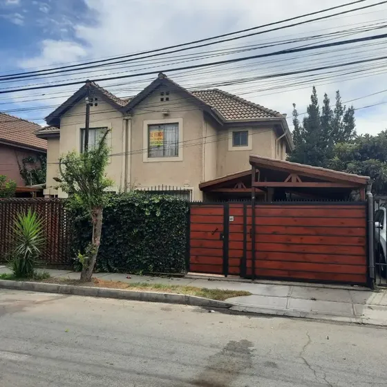 Venta, Maipu, Casa, 4 Dorm 2 Baños