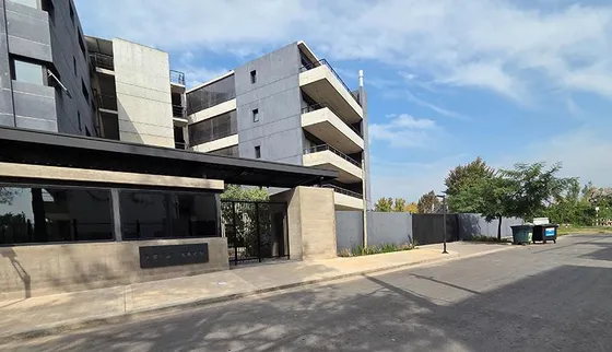 Venta Depto 3 Ambientes C/balcón Y 2 Cocheras Pilar La Lonja