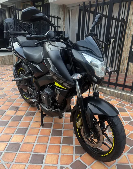 Pulsar Ns 200 Mod 2019 Carburada