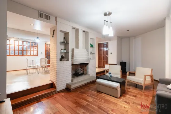 Excelente Casa Chalet En 2 Plantas. Ramos Mejía Centro.