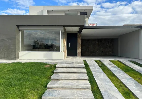 Casa A Estrrennar En Terrazas Park
