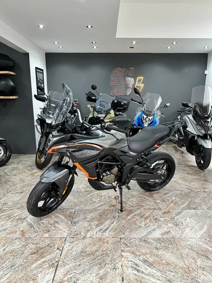 Voge 300 Ds, 2025. Moto Usada Seleccionada. No Rally 300