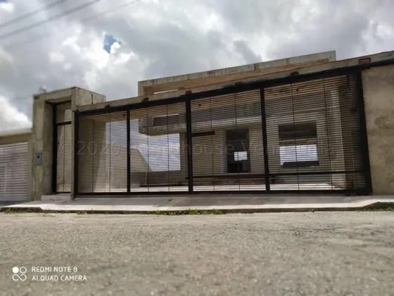 Milagros Inmuebles Casa Venta Barquisimeto Lara Zona Este Colinas De Santa Rosa Economica Residencial Economico Código Inmobiliaria Rent-a-house  23-25029