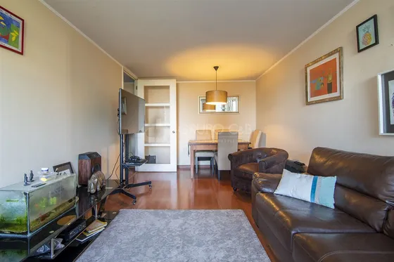 Departamento En Venta De 2 Dorm. En Ñuñoa