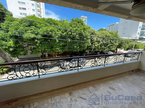Apartamento En Alquier Con  Dos Habitaciones Y  Con Altillo Cod. 30568