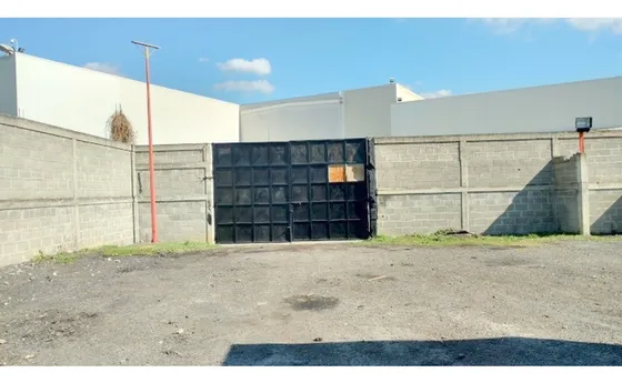 Alquiler Terreno 2500m2 Guatire 5426