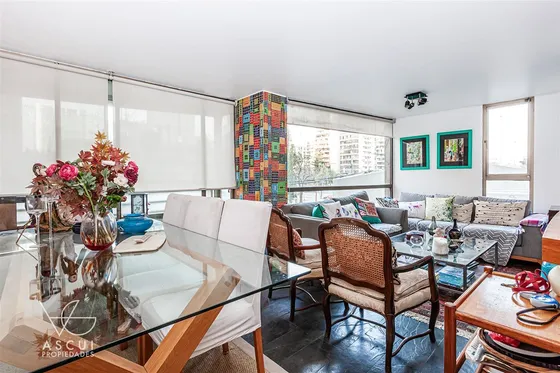 Departamento En Venta De 2 Dorm. En Las Condes