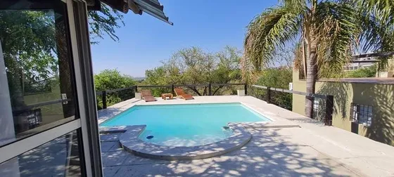 Venta Casa  Mendiolaza (valle Del Sol)- Excelente Vista-3 Dormitorios-piscina