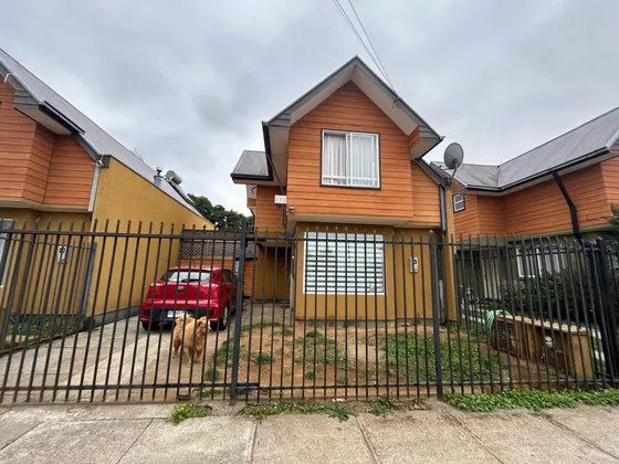 Hermosa Casa En Venta En Vista Al Volcán 