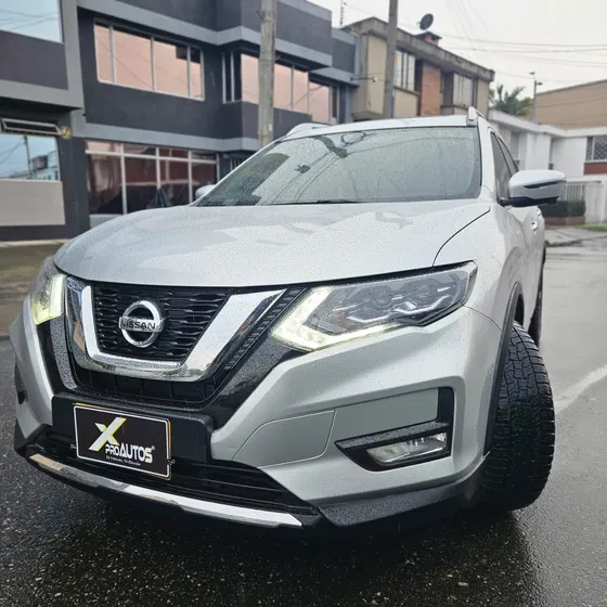 Nissan Xtrail 2.5 Exclusive