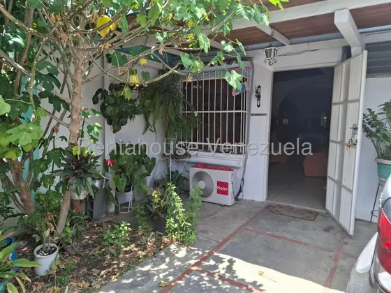 Cómoda Casa En Venta Ubicada En Urb El Recreo Cabudare Lara - Cod 25 - 19617 Katty Vasquez  Kc Oportunidad,negociable $