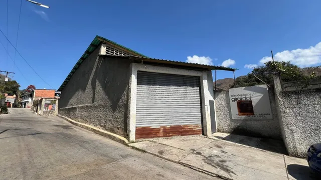 Se Remata Galpón Dentro Del Centro Empresarial Girardot,vía A La Entrada Na