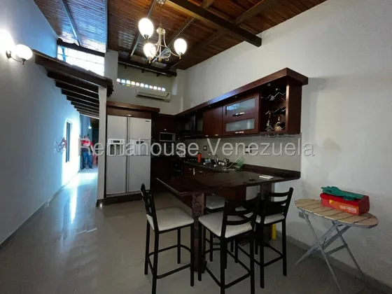 Luis Quiroz Vende Casa Valle De Oro San Diego, Pozo Vigilancia 24/7 Piscina Lq 25-22225