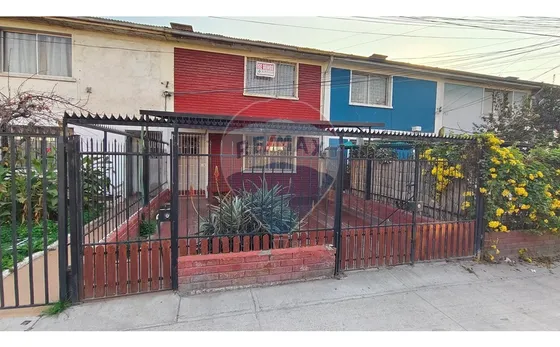 Casa Grande De 2 Pisos Ideal Para Familias