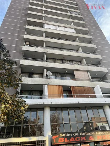 Departamento En Venta De 2 Dorm. En Santiago