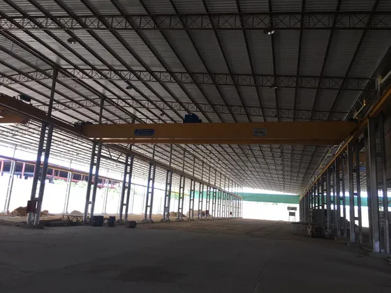 Alquilo Galpón De 12.000 M2  Con Altura De 14 Metros, Barcelona ,anzoategui