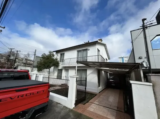Vende Casa 6d/4b/2e Sector Centro De Concepcion