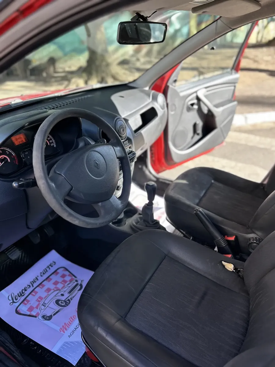 Renault Sandero 2012 1.0 16v Expression Hi-flex 5p — foto 4