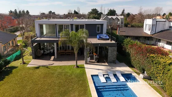 Casa En Venta En Dos Plantas En Estancias Del Pilar