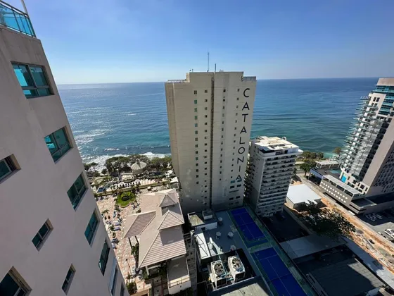 Apartamento En Venta De 2 Habitaciones Con Vista Al Mar.