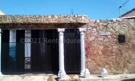 Mepm. Casa En Venta La Blanquera 22-2415