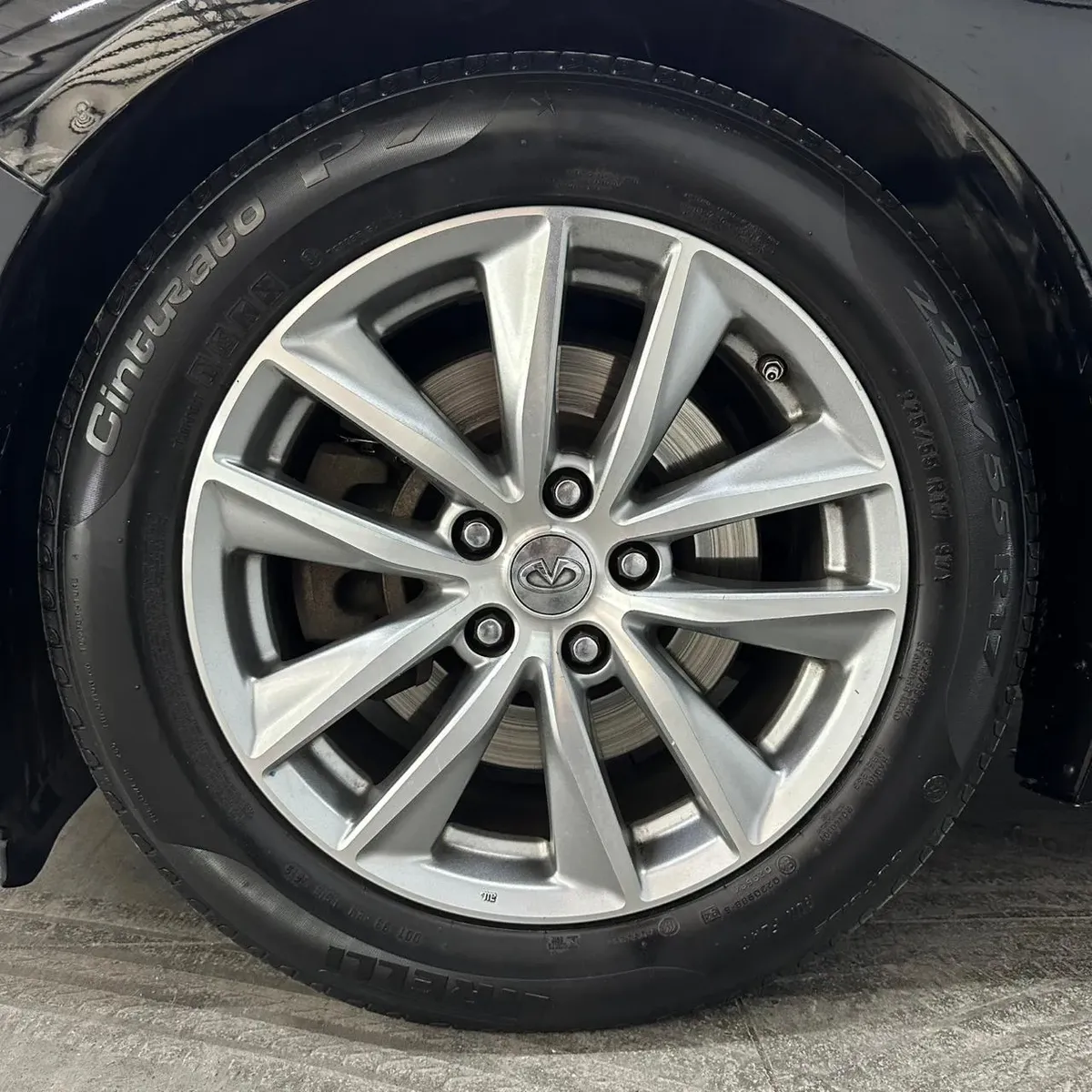 Infiniti Q50 2017 3.7 Perfection At