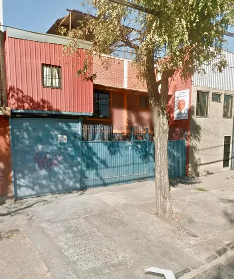 Comercial E Industrial A Pasos Del Metro Ñuble