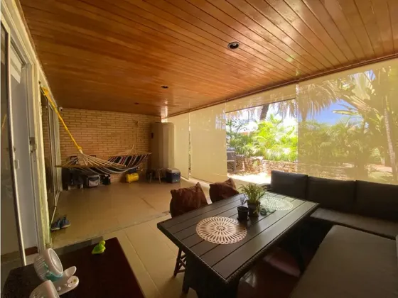 Se Vende Apartamento 99m² 2h/2b/1e Playa El Ángel