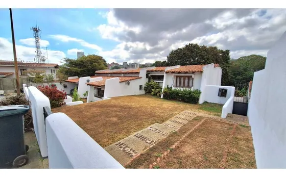 Venta Hermosa Casa En Prados Del Este