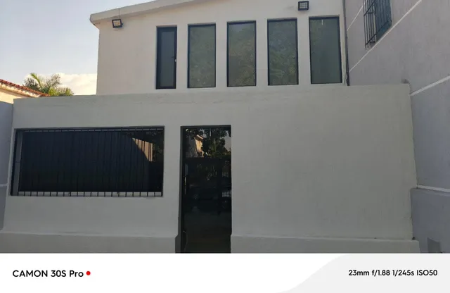 Casa Comercial A Pie De Calle Urb Prebo (solo Clientes) Dm