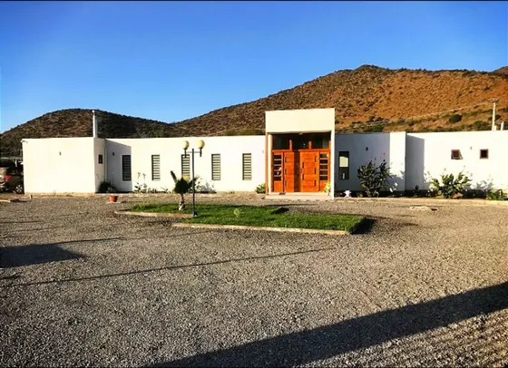 Moderna Casa En Parcela En Venta 3d/3b En Club De Golf 
