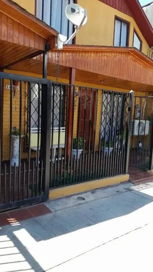 Casa En Venta En El Abrazo Maipú