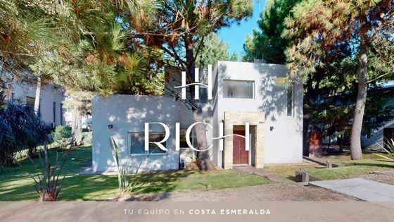 Casa En Venta En Costa Esmeralda Residencial I
