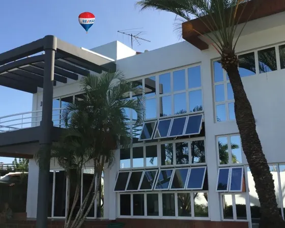 Re/max 2 Mil Vende, Moderna Casa En Playa El Angel, Isla De Margarita, Nueva Esparta