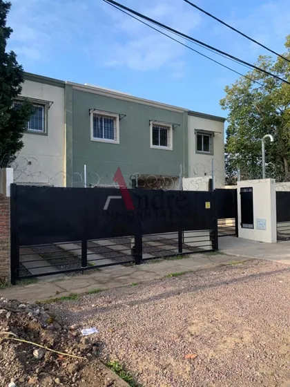 Dos Ambientes Complejo Cerrado Con Cochera Calle Salerno 2519 (sin Expensas) En San Miguel