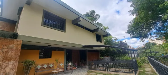 Solo Clientes. Casa En Venta El Marqués Calle Cerrada 