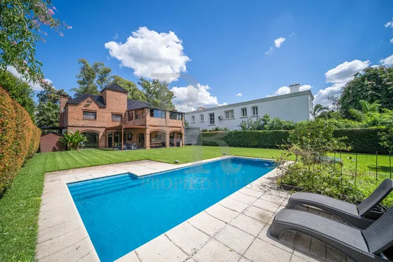 Excelente Casa En Venta Miraflores Country Club - Las Lomitas