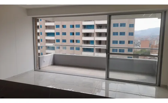Moderno Apartamento En Calasanz