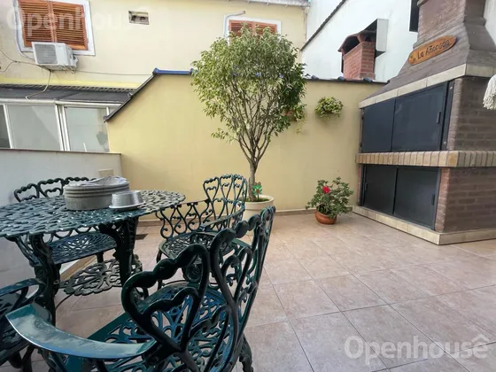 Departamento En  Tipo Duplex En Villa Urquiza 3 Ambientes Con Patio