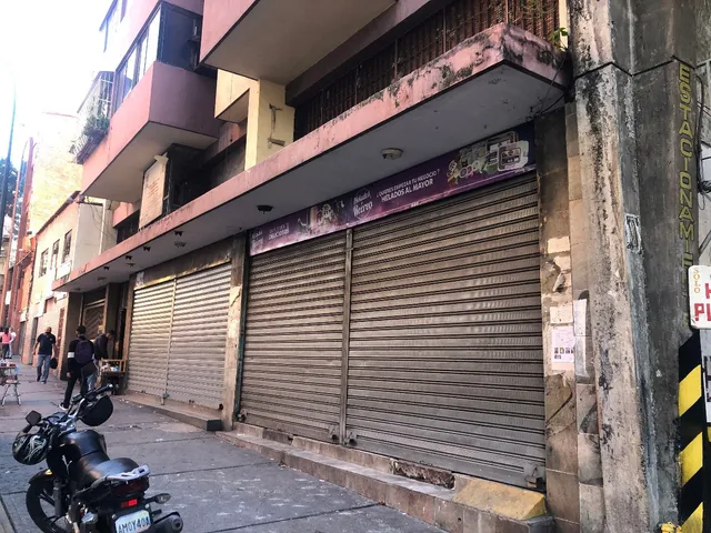 Se Alquila Local Pie De Calle En El Centro De Caracas