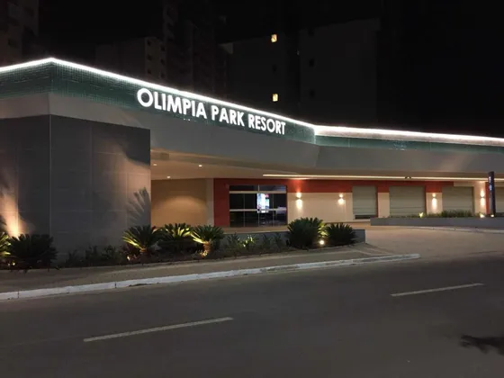 Cota No Olímpia Park Resort | Apto 2 Quartos,  4 Semanas