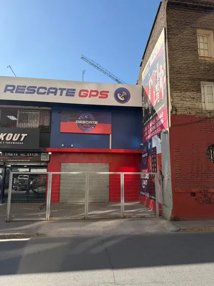 Excelente Ubicación, Gran Flujo Y A Pasos De Línea 1 Metro!!